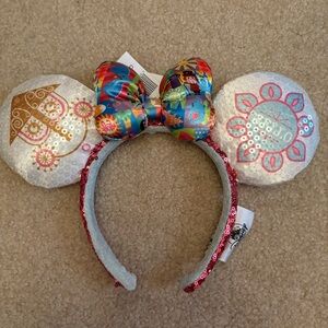 Disney Parks It’s A Small World Minnie Ears